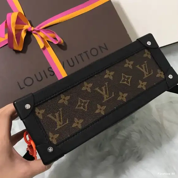 First bag ru VUITTON BOX LOUIS 0511